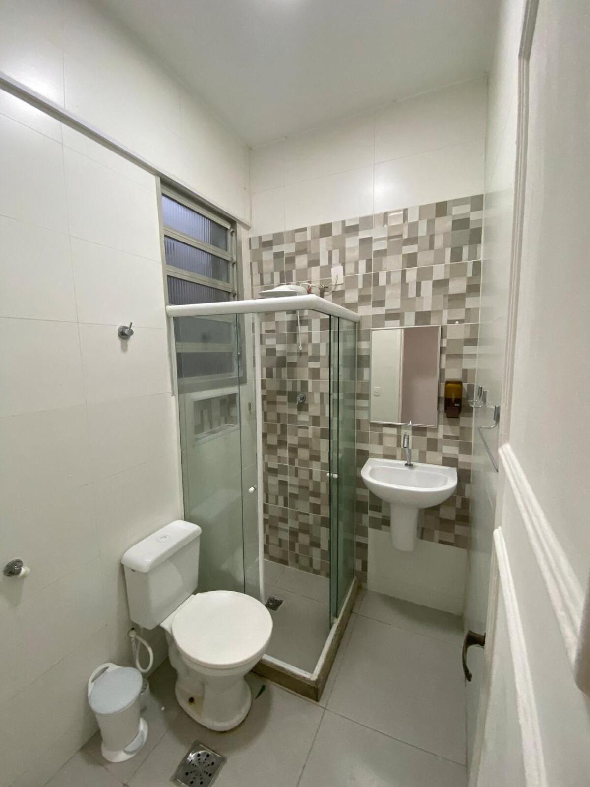 Apartamento In Rio-cinelandia Iii O Futebolistico